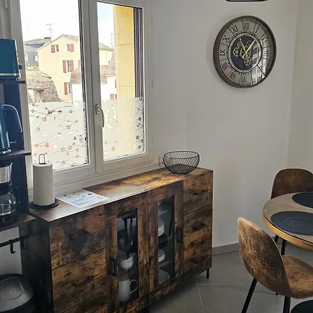 Le Chic En Centre Historique, Climatisé, Wifi, Parking Sous-sol Inclus Apartamento